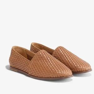 NWOT NISOLO Mara Woven Slip On Tan Leather Flats as size 9.5 W